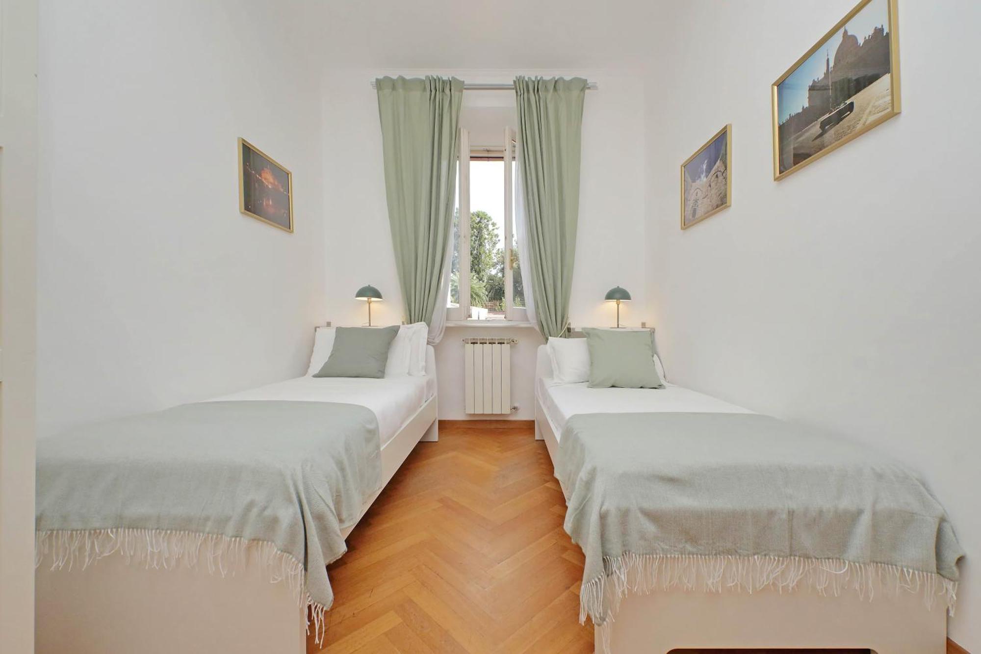 Ych-Comfortable 2 Bedrooms Flat Near Colosseum Róma Kültér fotó